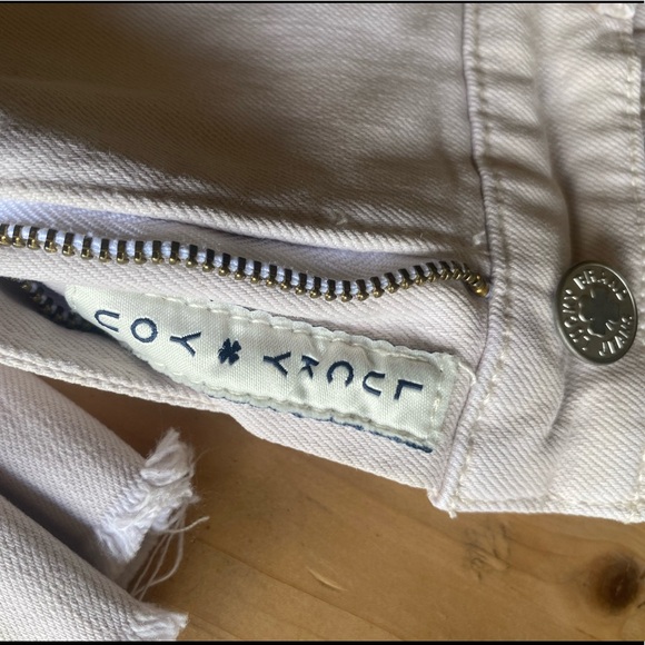 Lucky Brand Khaki Jeans - Picture 2 of 6